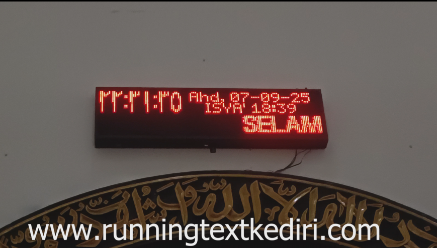 <p>Apa itu Running Text jadwal sholat ? Running Text atau Led display adalah papan elektronik yang menampilkan teks berjalan menggunakan lampu led. Untuk kebutuhan jadwal sholat, perangkat ini deprogram agar mampu menunjukan : Waktu azan dan iqomah setiap salat fardhu. Hitung mundur menuju iqomah. Kalender hijriah dan masehi. Informasi tambahan seperti pengumuman kegiatan masjid.</p>